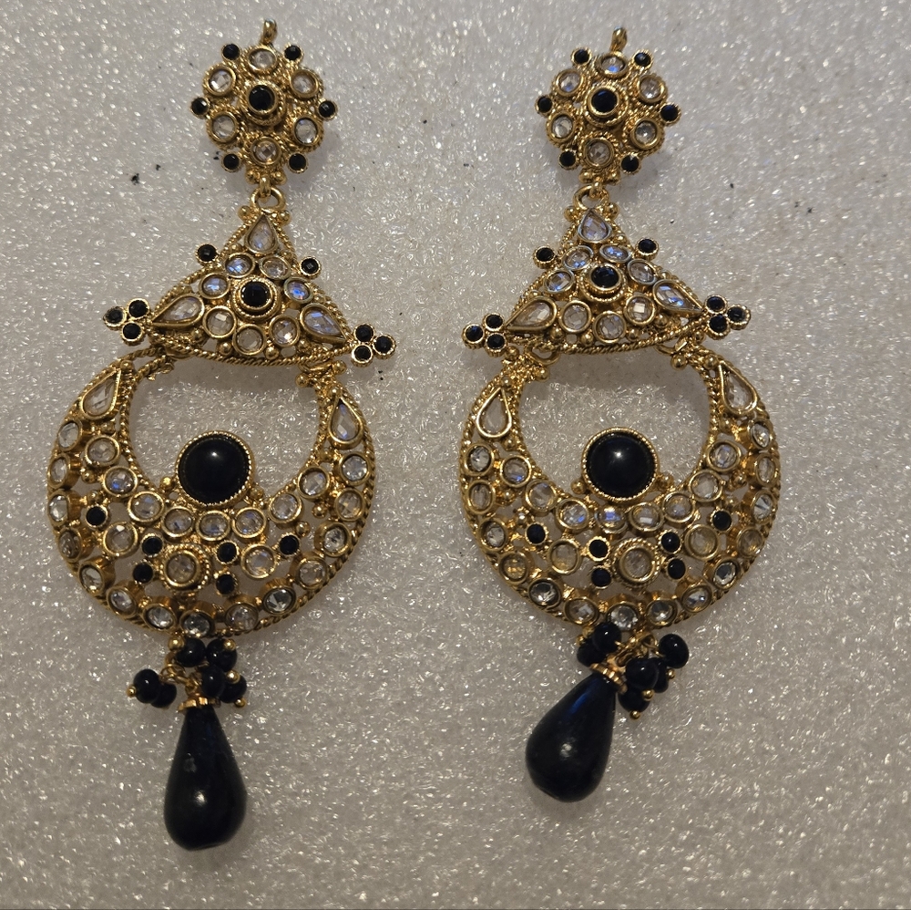 Elegant Gold and Black Dangle Earrings
